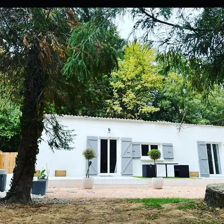 Lamaisondubois31 Casa de Férias Pibrac